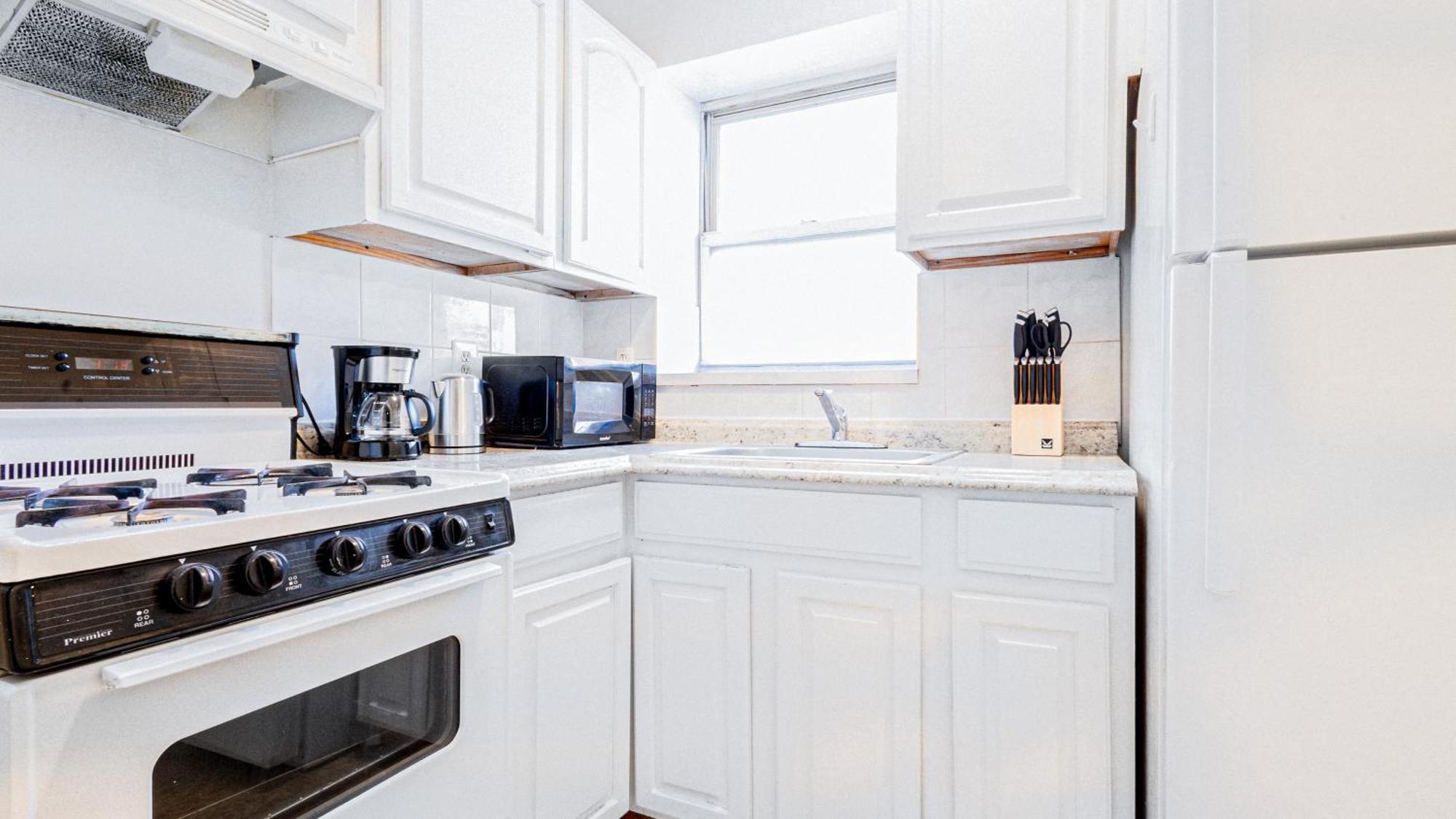 Unbeatable & Cozy 4bdr & 1 Bth In Manhattan * New York