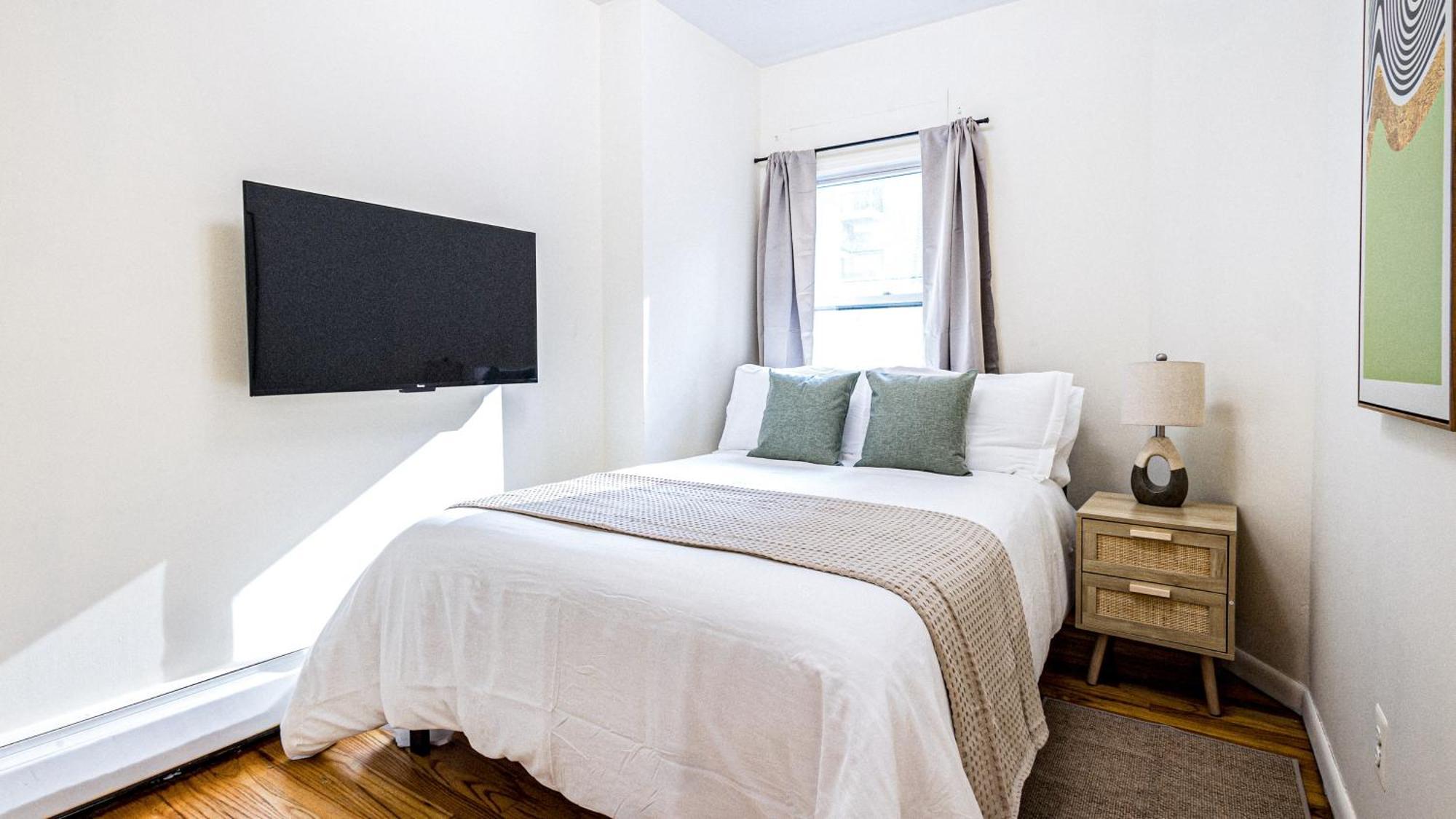 Unbeatable & Cozy 4bdr & 1 Bth In Manhattan Apartamento *